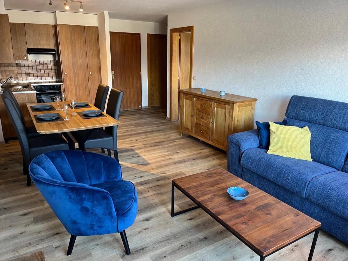 Au Village De Nax, Ravissant 2 Pieces Et Demi Avec Terrasse Apartment